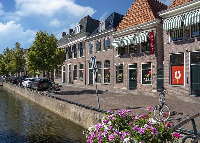 Modern appartement hartje Sneek